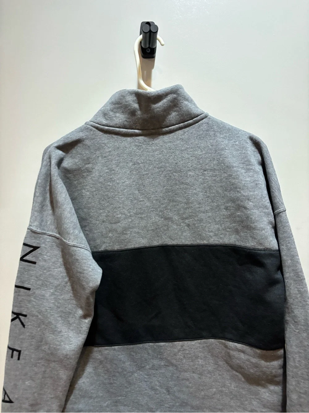 Nike Gray and Red Half-Zip Pullover Sweatshirt Like New